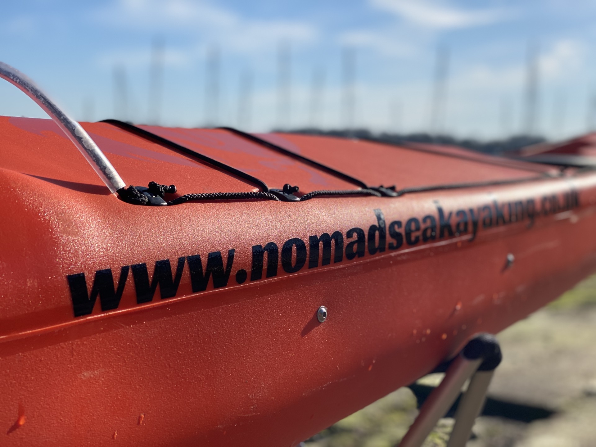 www.nomadseakayaking.co.uk